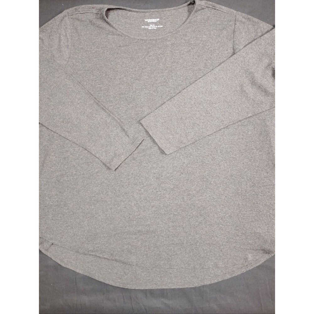 Workshop Cozy Gray Heather Crewneck Long Sleeve Top with Curved Hem